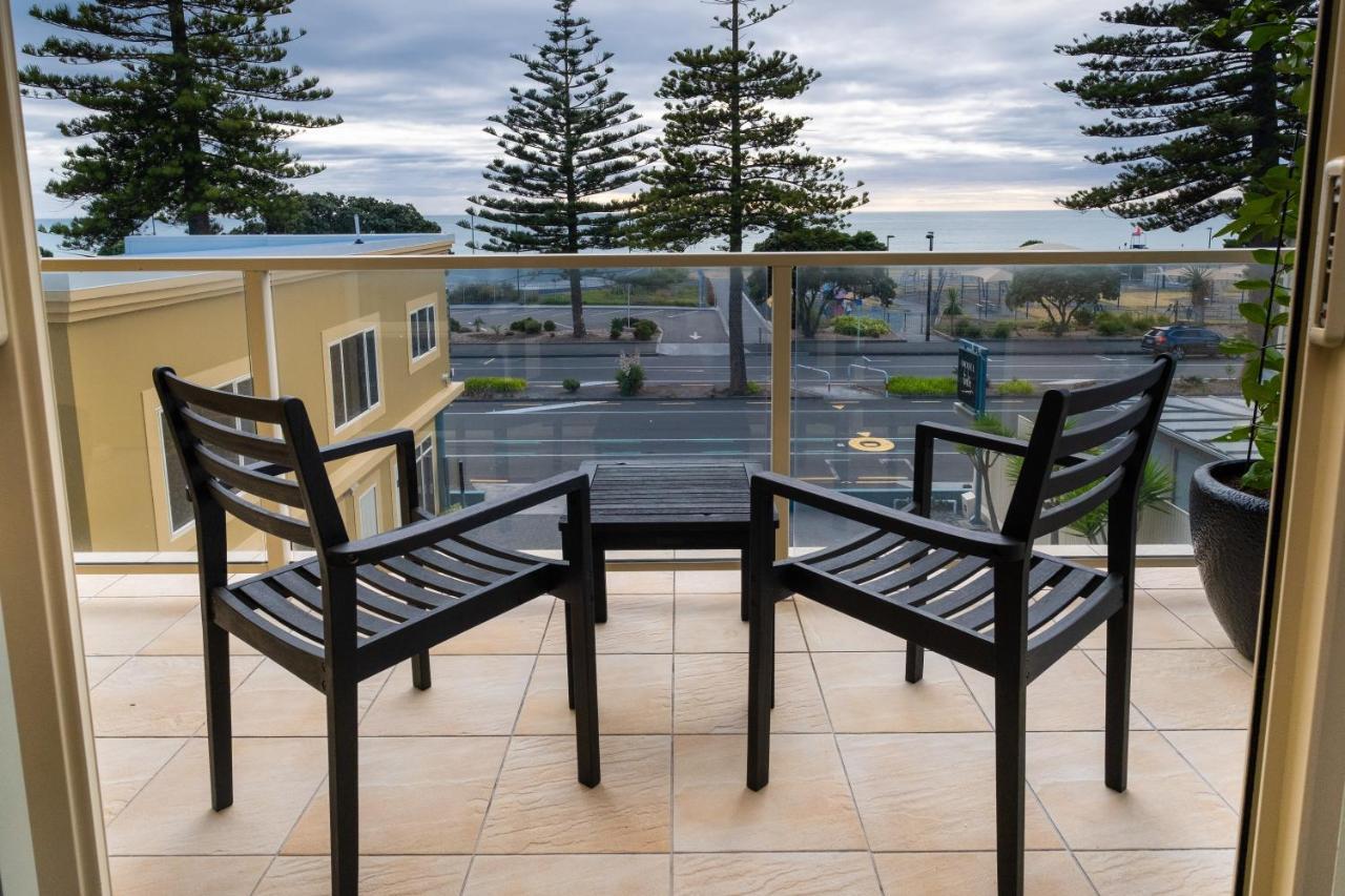 Motel De La Mer Napier Exteriör bild