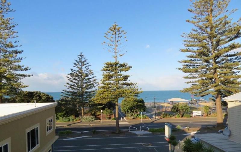 Motel De La Mer Napier Exteriör bild